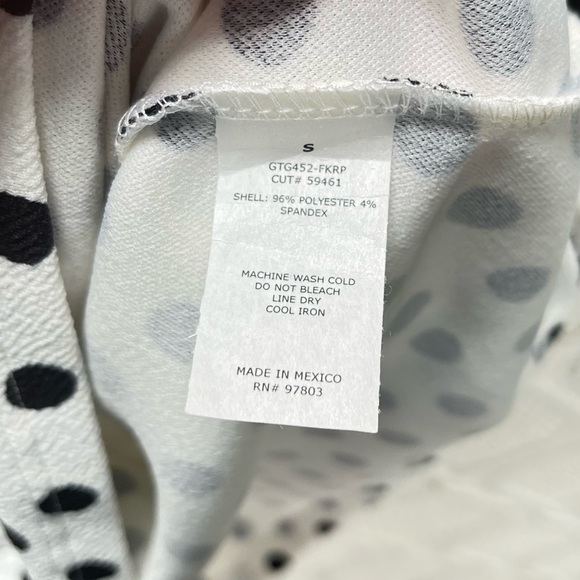 NWT GREEN ENVELOPE | Short Sleeve Women's Top White Black Polka Dot S - Picture 5 of 5